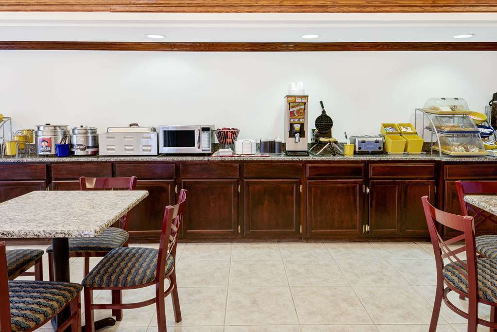 Quality Inn & Suites Clayton, Nm Einrichtungen foto
